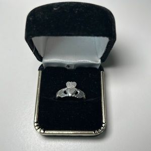 Sterling Silver Claddagh Ring